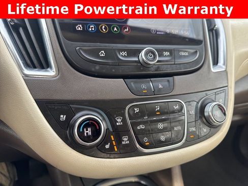 Used 2024 Chevrolet Malibu LT image 5