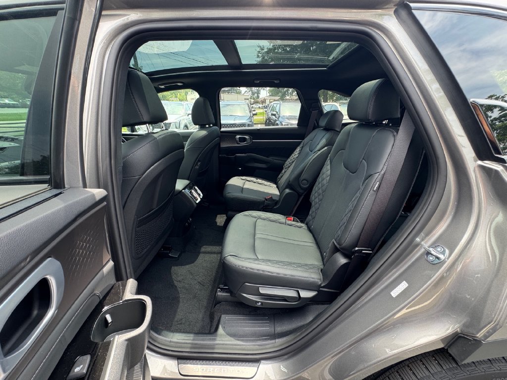 New 2026 Kia Sorento SX Prestige AWD/4WD image 9
