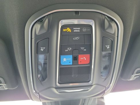 Used 2024 Dodge Charger Daytona R/T w/ Plus Group AWD/4WD image 28