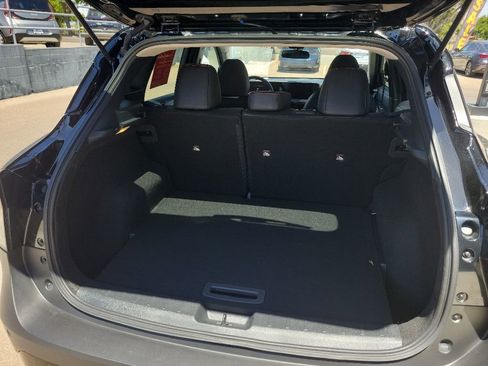 Used 2025 Nissan Kicks SR FWD image 14