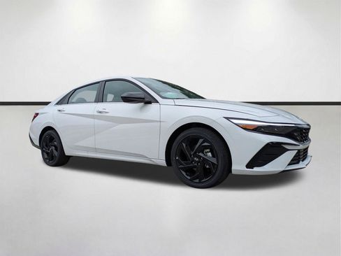 New 2026 Hyundai Elantra SEL Sport Premium FWD image 1