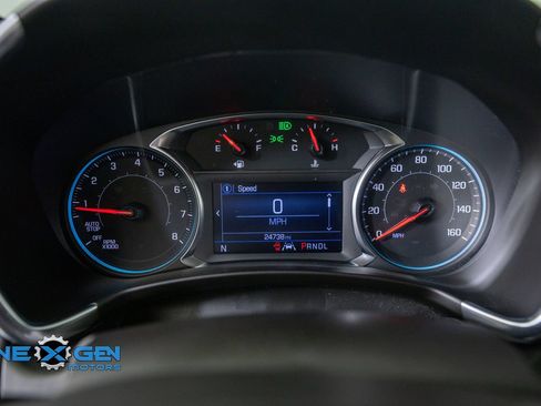 Used 2024 Chevrolet Equinox LT FWD image 16