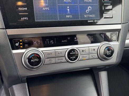 Used 2017 Subaru Outback 2.5i Limited image 25