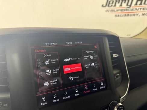 Used 2021 RAM 1500 Laramie AWD/4WD image 17