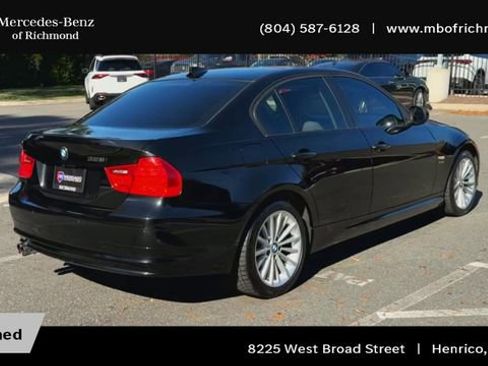 Used 2011 BMW 328i xDrive Sedan image 2