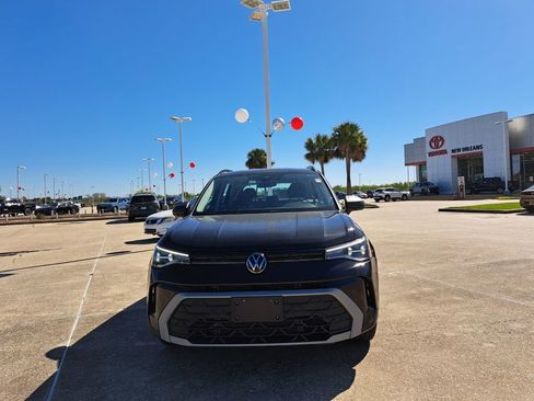 Used 2025 Volkswagen Taos S image 3
