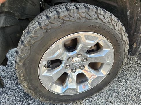 Used 2020 RAM 1500 Lone Star AWD/4WD image 9
