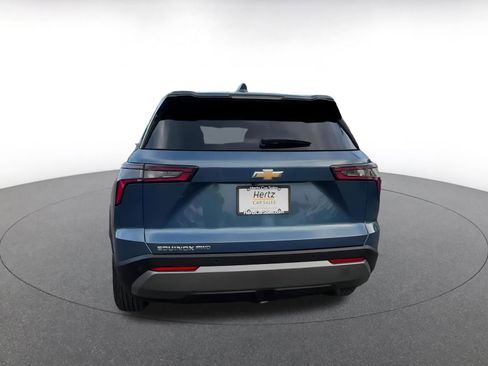 Used 2025 Chevrolet Equinox LT image 12