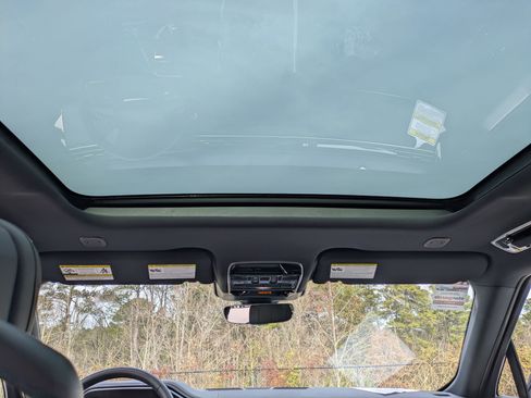 New 2026 Land Rover Range Rover Sport Dynamic SE image 25