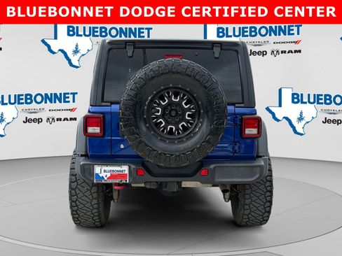 Used 2020 Jeep Wrangler Unlimited Rubicon w/ Cold Weather Group AWD/4WD image 6