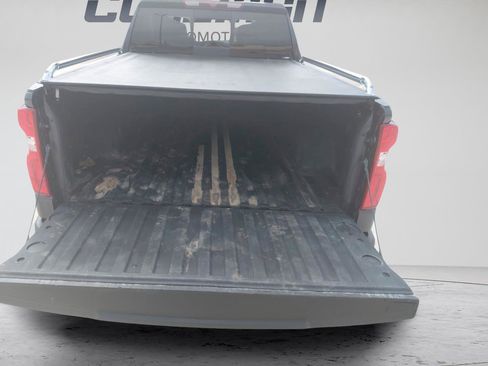 Used 2022 Chevrolet Silverado 1500 High Country w/ High Country Premium Package image 24