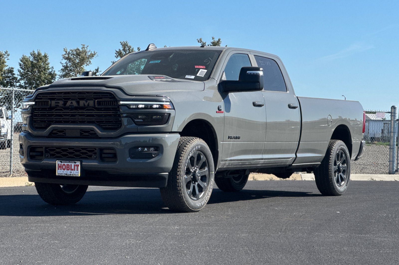 New 2026 RAM 2500 Laramie w/ Night Edition AWD/4WD image 7