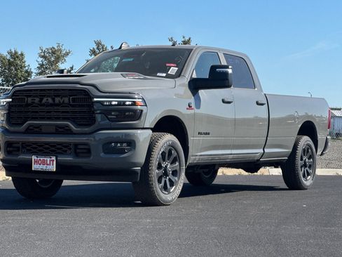 New 2026 RAM 2500 Laramie w/ Night Edition AWD/4WD image 7