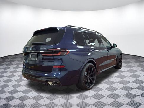 Used 2026 BMW X7 xDrive40i w/ M Sport Package image 9