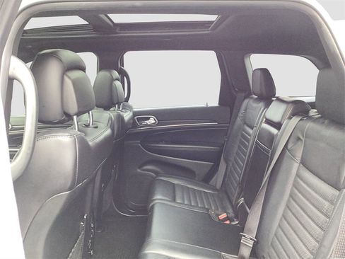 Used 2020 Jeep Grand Cherokee Limited X image 17