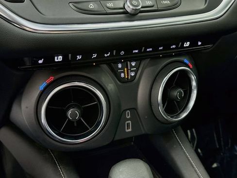 Used 2024 Chevrolet Blazer LT w/ Redline Edition FWD image 16
