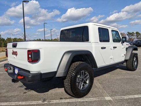 New 2026 Jeep Gladiator Mojave image 19