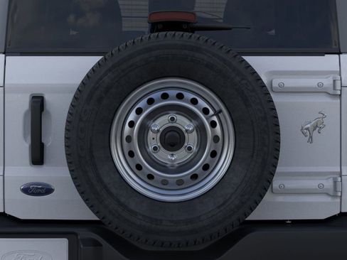 New 2025 Ford Bronco 4-Door image 26