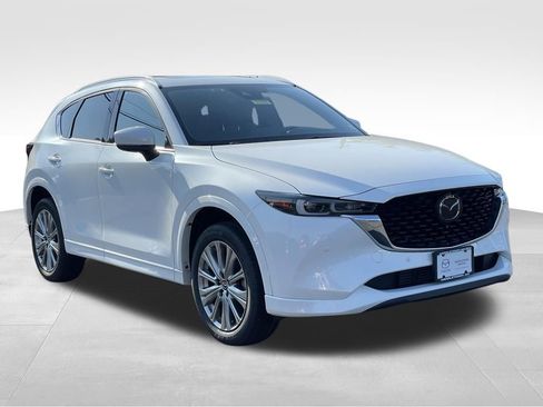 Certified 2023 MAZDA CX-5 Signature AWD/4WD image 3