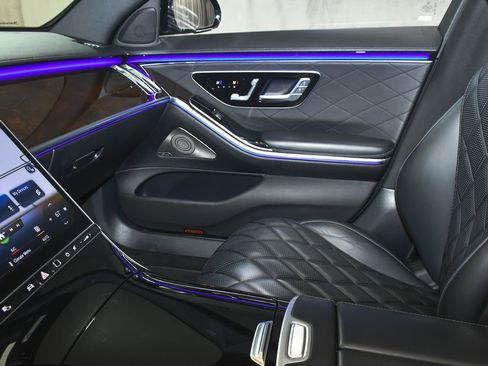 Used 2023 Mercedes-Benz S 580 4MATIC Sedan image 51