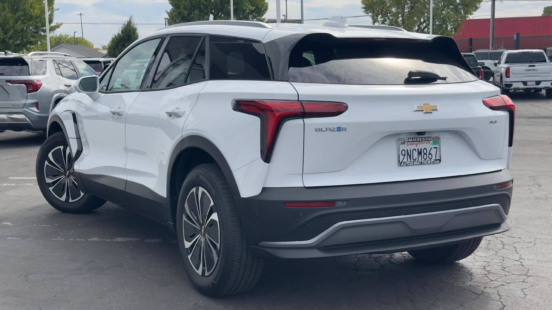 Used 2024 Chevrolet Blazer EV LT AWD/4WD image 5