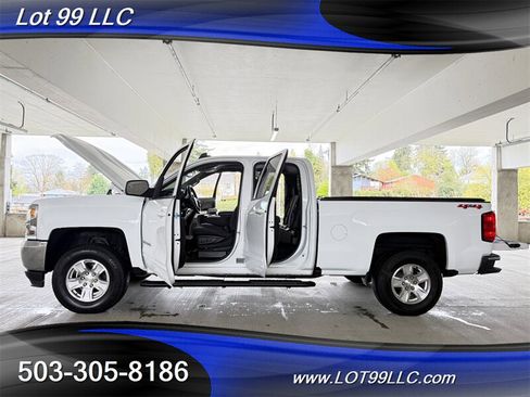 Used 2018 Chevrolet Silverado 1500 LT w/ All Star Edition AWD/4WD image 20