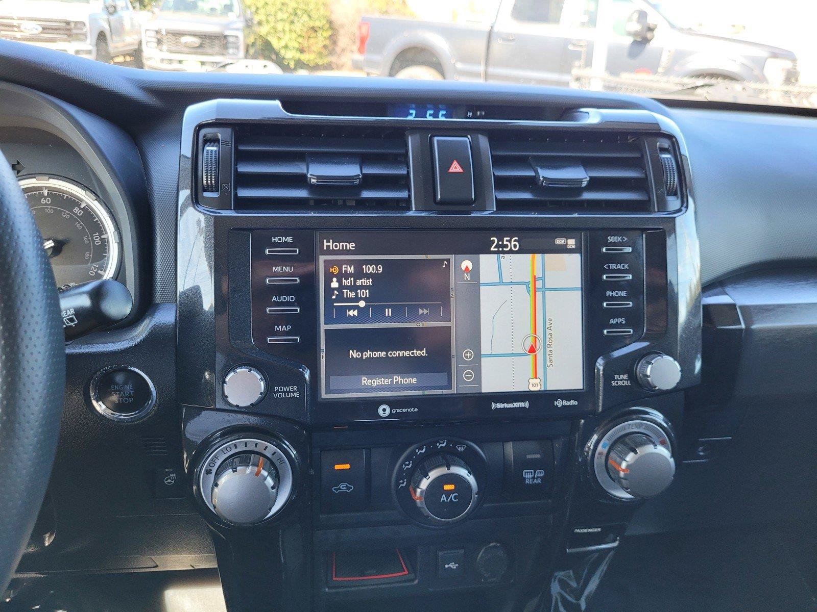 Used 2023 Toyota 4Runner TRD Off-Road Premium AWD/4WD image 28