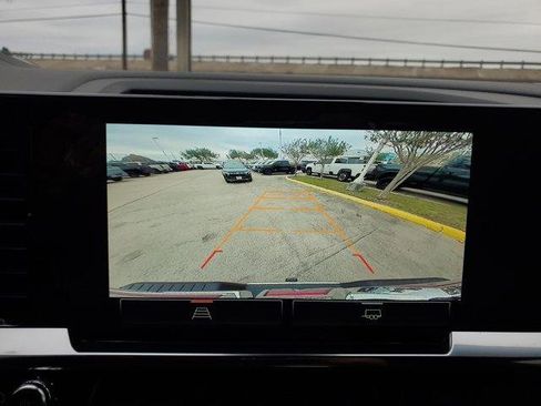 New 2026 GMC Sierra 2500 SLE image 25