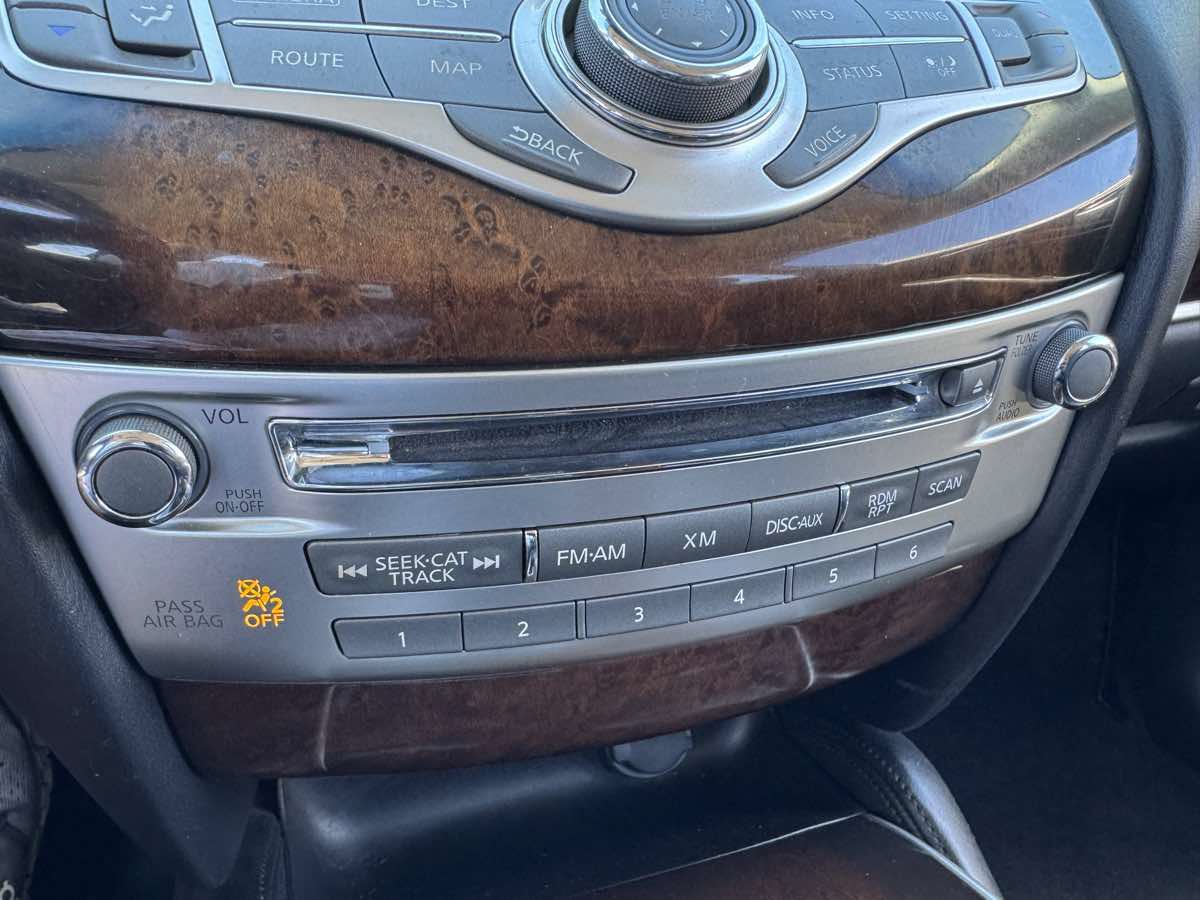 Used 2015 INFINITI QX60 Luxe w/ Deluxe Touring Package AWD/4WD image 37