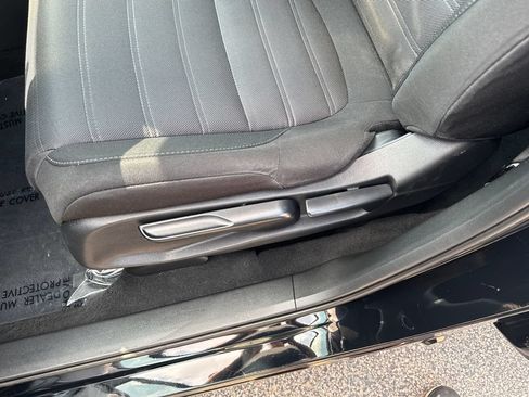 Used 2020 Honda CR-V LX image 49