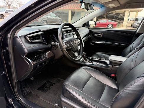 Used 2016 Toyota Avalon XLE image 14