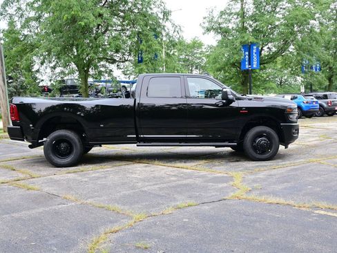 New 2026 RAM 3500 Tradesman w/ Safety Group AWD/4WD image 16