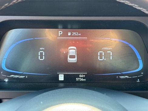 Certified 2025 Hyundai Elantra Sport image 20