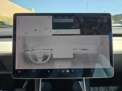 Used 2021 Tesla Model Y Long Range AWD/4WD image 27