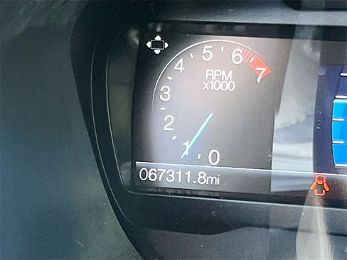 Used 2020 Ford Ranger Lariat w/ Technology Package image 12