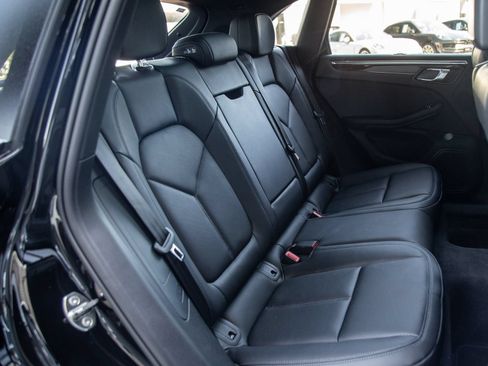 New 2026 Porsche Macan AWD/4WD image 25