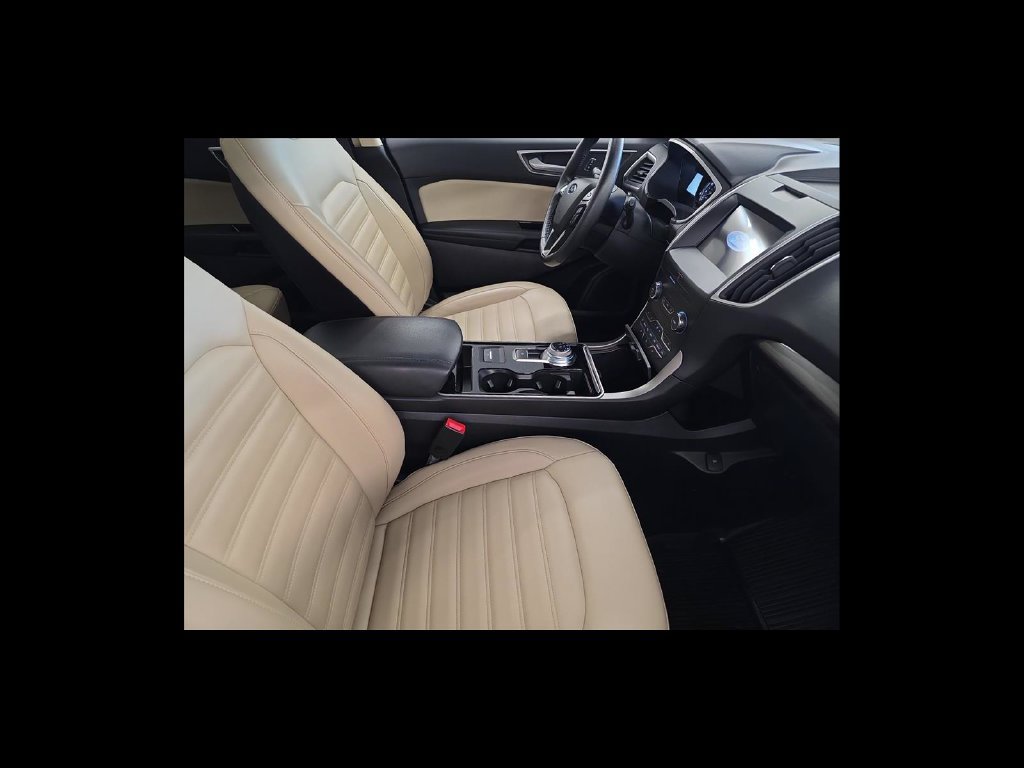 Used 2020 Ford Edge SEL w/ Convenience Package FWD image 18