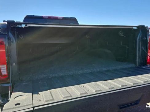 Used 2022 GMC Sierra 2500 Denali w/ Denali Ultimate Package AWD/4WD image 12