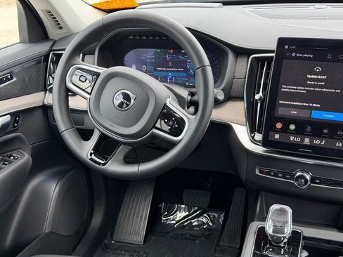 Certified 2026 Volvo XC90 B6 Ultra AWD/4WD image 13
