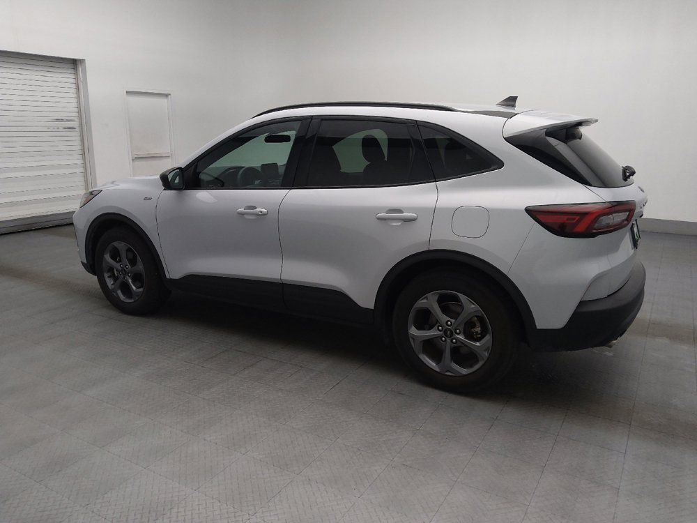 Used 2025 Ford Escape ST-Line FWD image 3