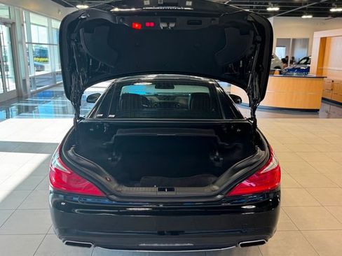 Used 2015 Mercedes-Benz SL 400 w/ Premium I Package image 39