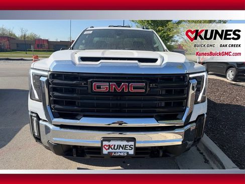 New 2026 GMC Sierra 2500 Pro AWD/4WD image 3