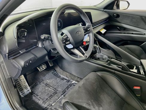 Used 2025 Hyundai Elantra N FWD image 9