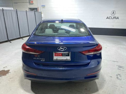 Used 2017 Hyundai Elantra SE FWD image 5