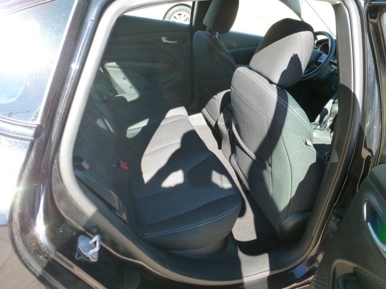Used 2016 Dodge Dart SXT FWD image 12