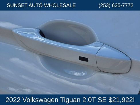 Used 2022 Volkswagen Tiguan SE AWD/4WD image 26