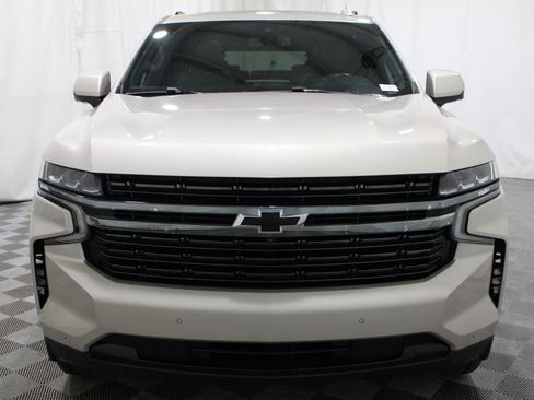Used 2021 Chevrolet Suburban RST w/ Luxury Package AWD/4WD image 39