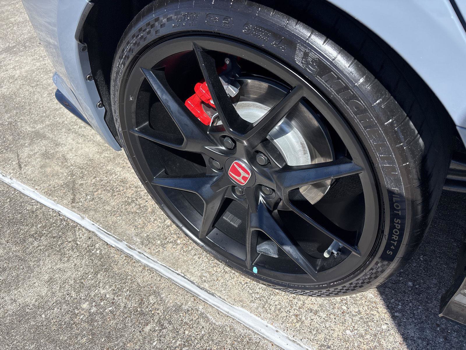 Used 2025 Honda Civic Type R image 14