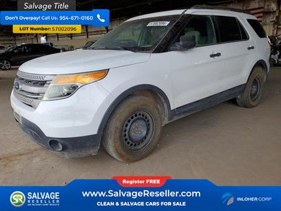 Used 2013 Ford Explorer 4WD w/ Class III Trailer Tow Pkg