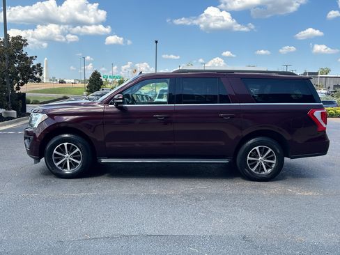 Used 2020 Ford Expedition Max XLT w/ Equipment Group 202A RWD image 8